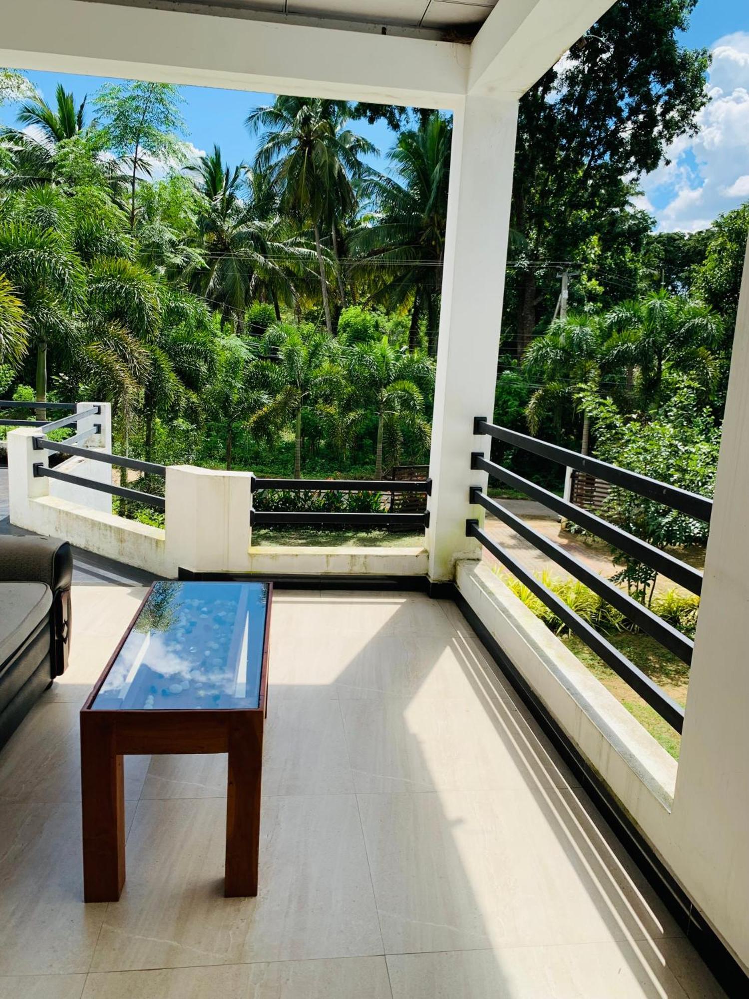 Chill House Safari Resort Udawalawe Ngoại thất bức ảnh