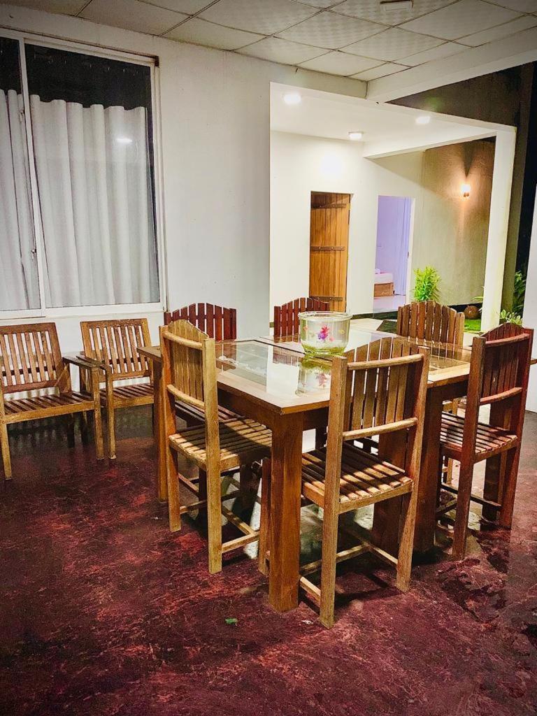 Chill House Safari Resort Udawalawe Ngoại thất bức ảnh