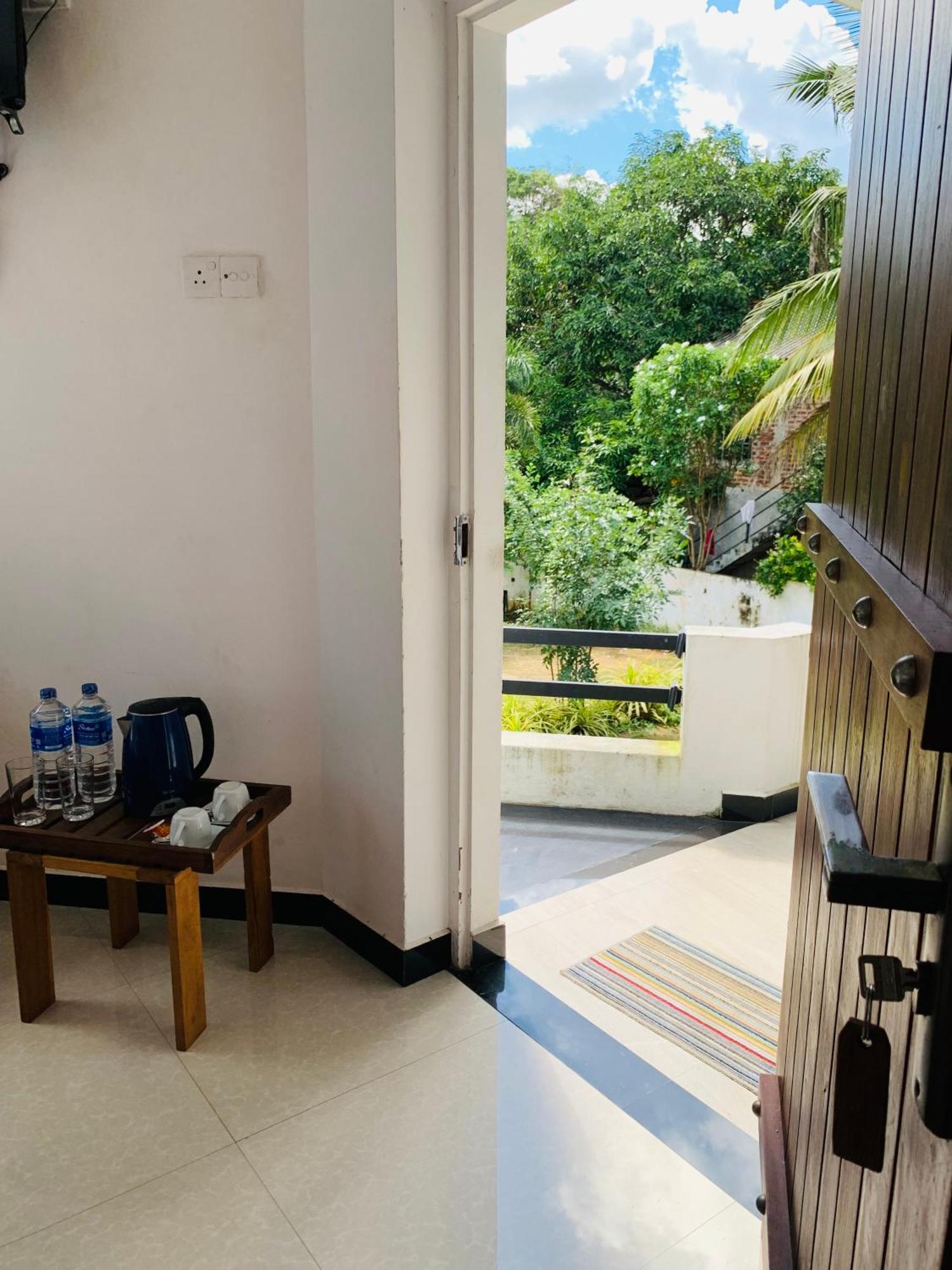 Chill House Safari Resort Udawalawe Ngoại thất bức ảnh