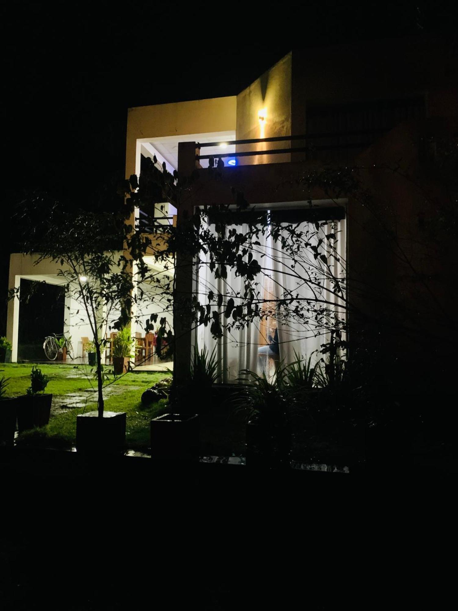 Chill House Safari Resort Udawalawe Ngoại thất bức ảnh